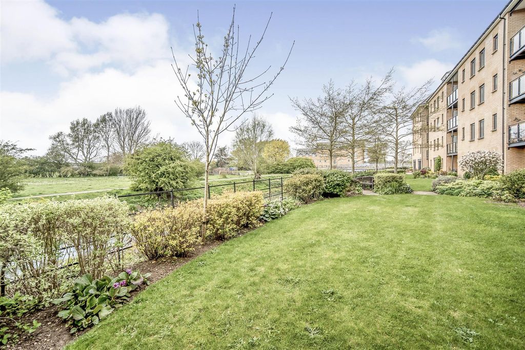 Additional image 13 of 2 bed flat for saleNorth Gate Court, Shortmead Street, Biggleswade SG18