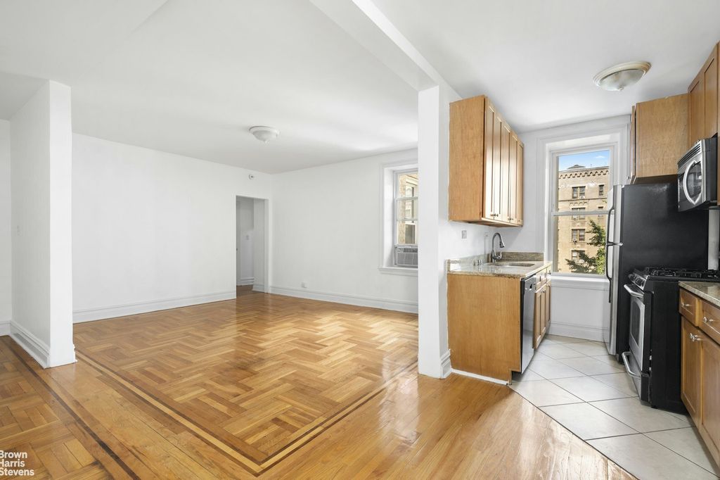 Property photo 2 of 12 <Alttext/>