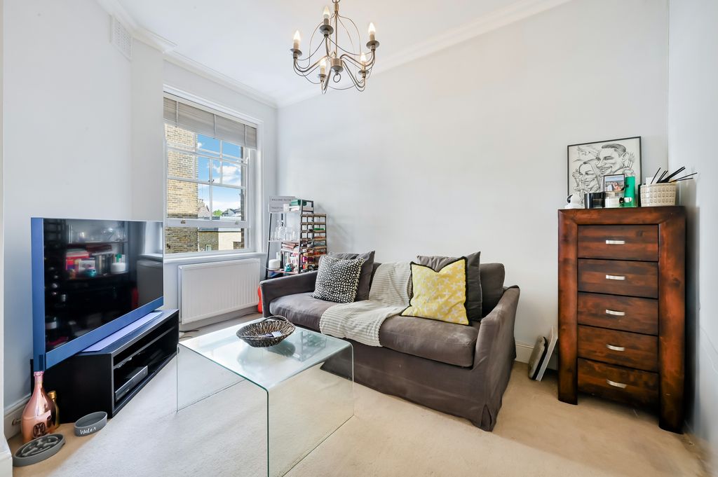 Property photo 2 of 6