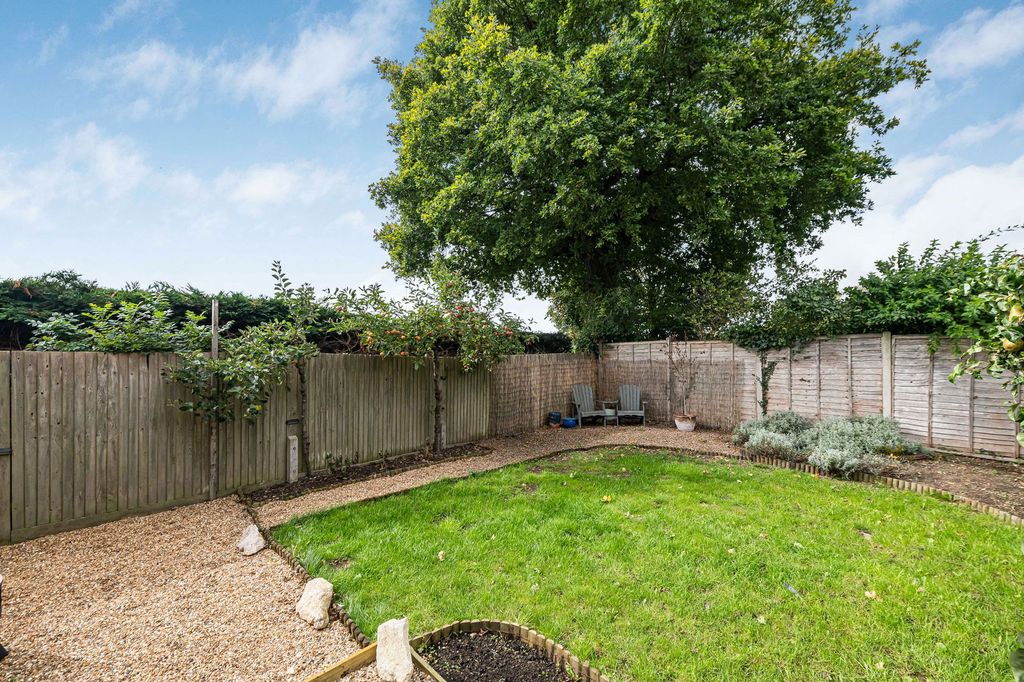 Property photo 3 of 24