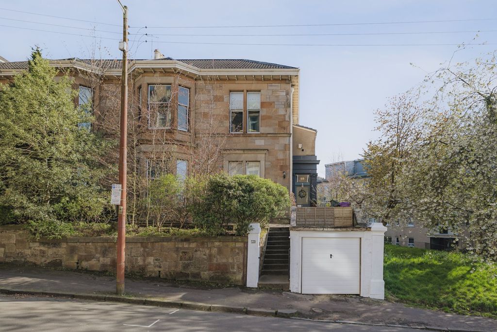 Property photo 1 of 26