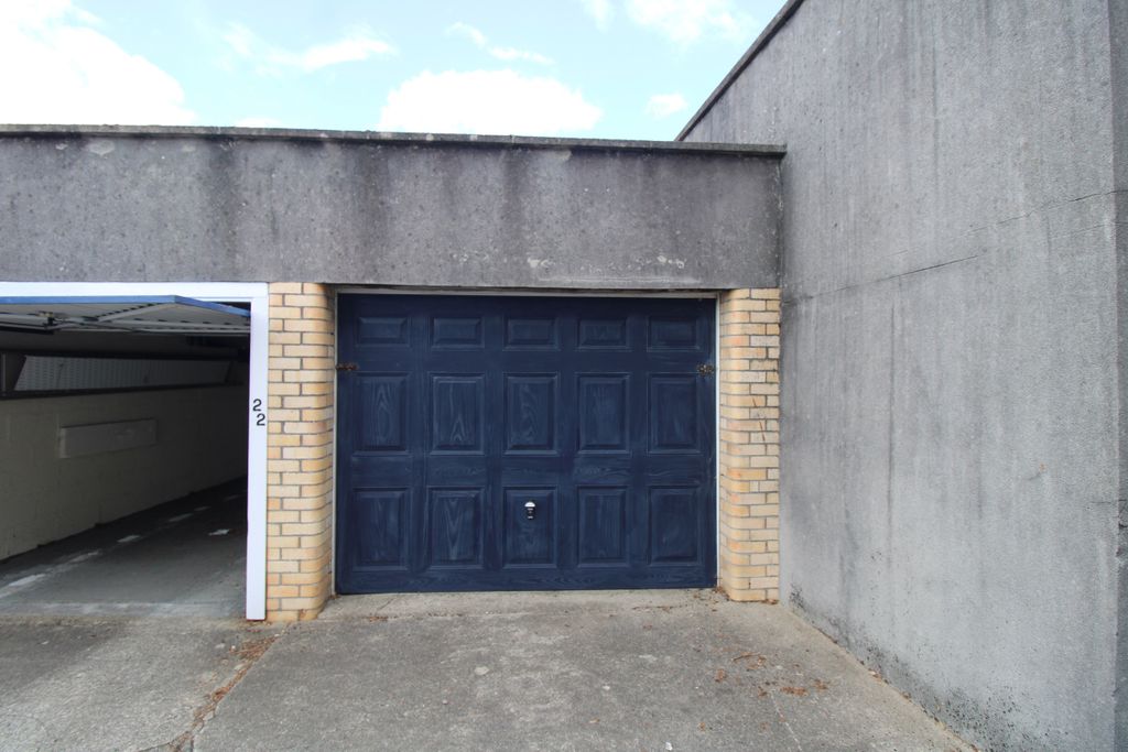 Property photo 1 of 1