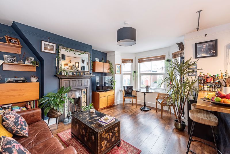 Property photo 2 of 7 Photo 1