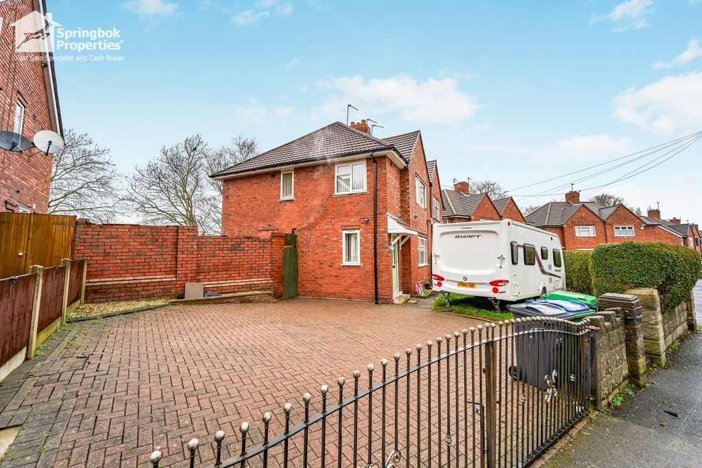 Property photo 1 of 13 Front View