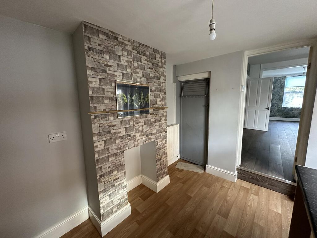 Property photo 2 of 9 Reception Room