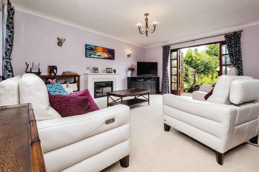 Property photo 2 of 21 De03Bfcd-193d-ee11-Bdf4-6045Bdd0257c.Jpg