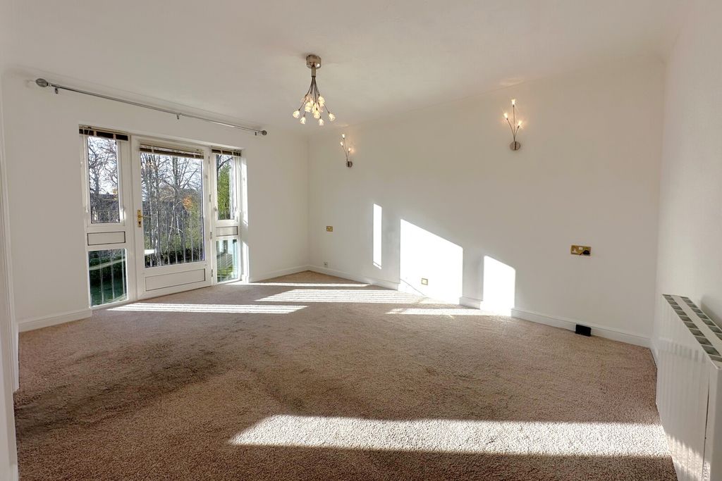 Property photo 2 of 12 Picture No. 08