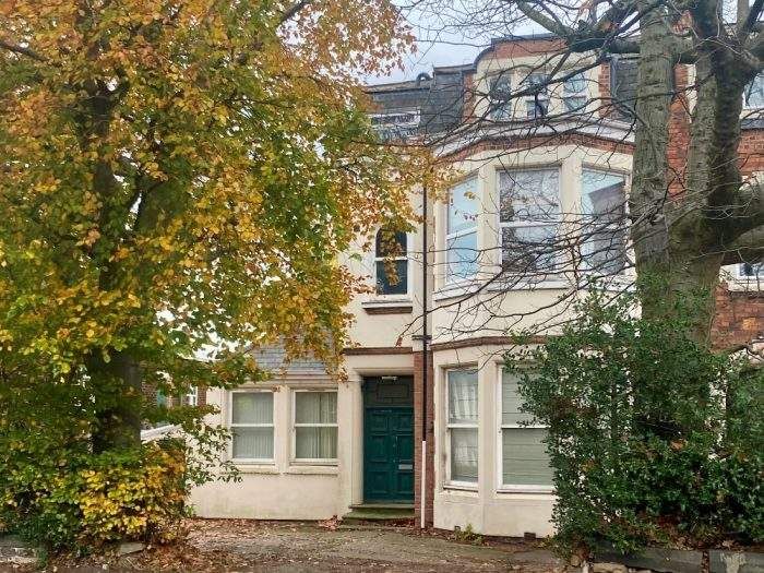 Property photo 2 of 6