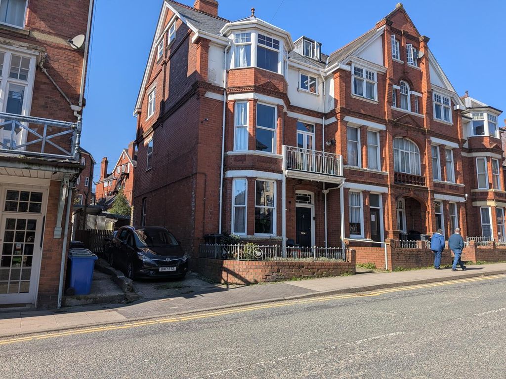 Property photo 2 of 25 Front (Exterior)