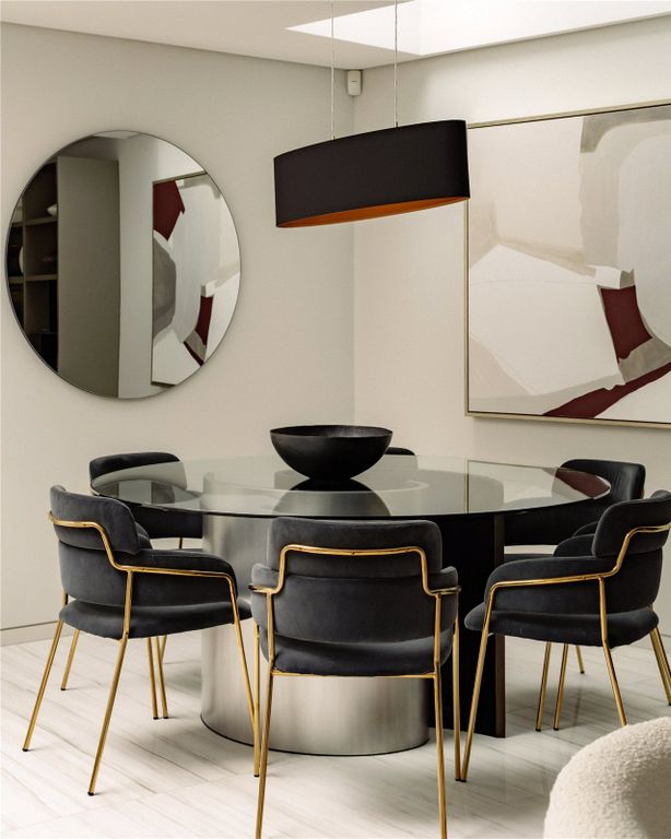 Property photo 3 of 14 Dining