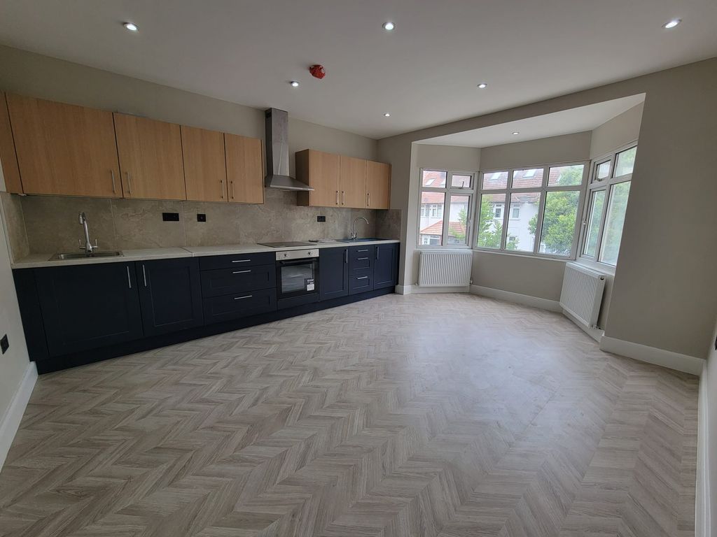 Property photo 1 of 13 Kitchen/Dining
