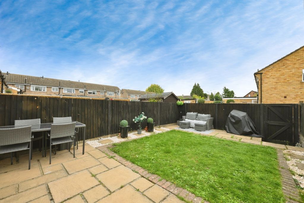 Property photo 3 of 17