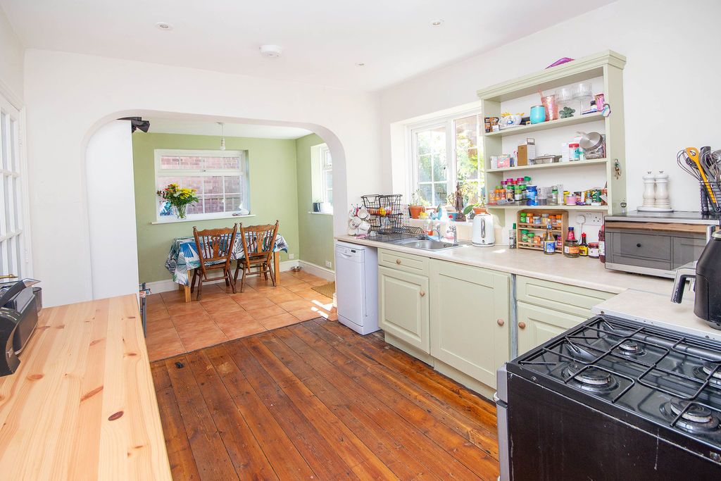 Property photo 3 of 15 Kitchen-Diner