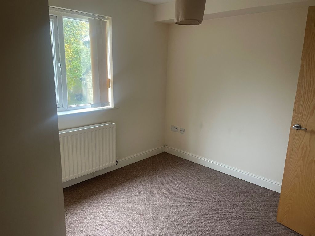 Property photo 2 of 2