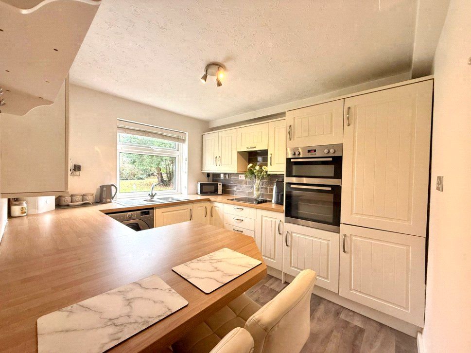 Property photo 3 of 25 Picture No. 24