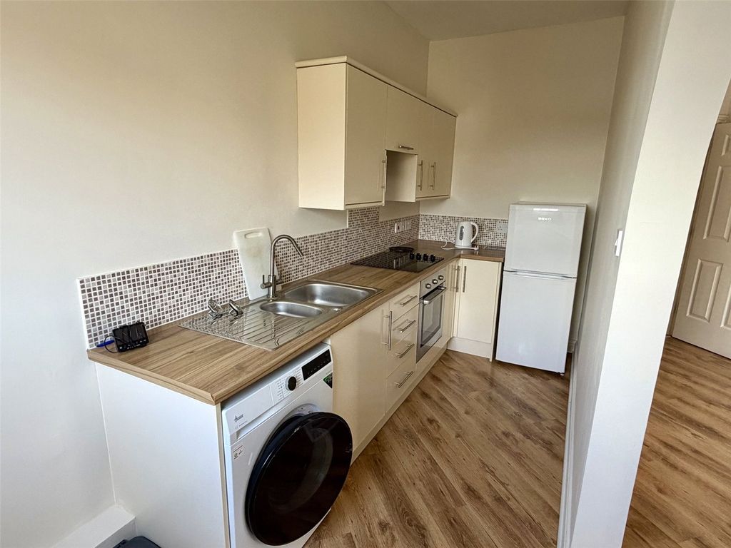 Property photo 1 of 7 Picture No. 05