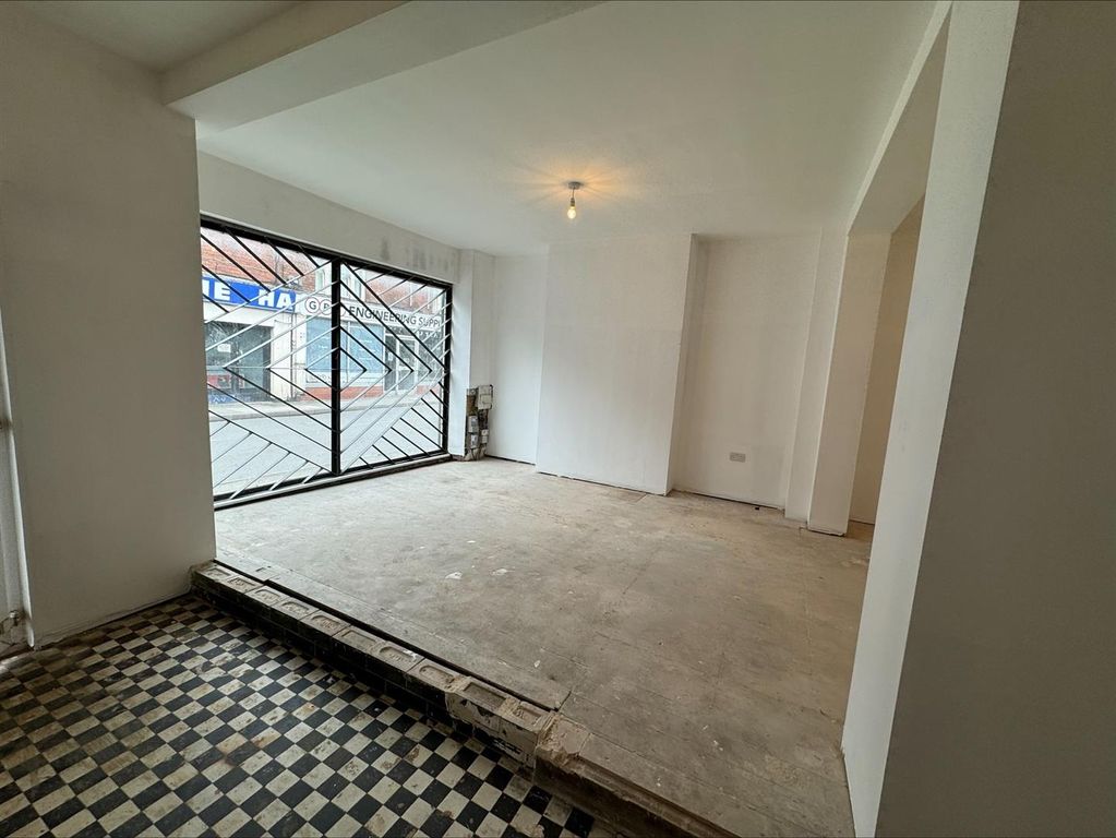Property photo 3 of 4