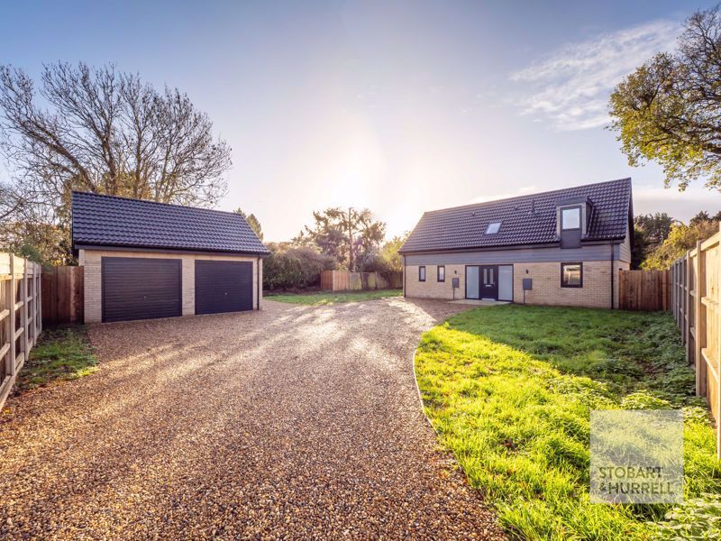 Property photo 1 of 19 Front