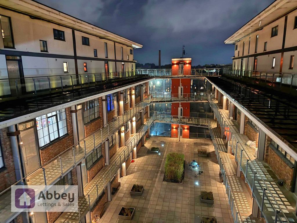 Property photo 1 of 24 Apartment Block