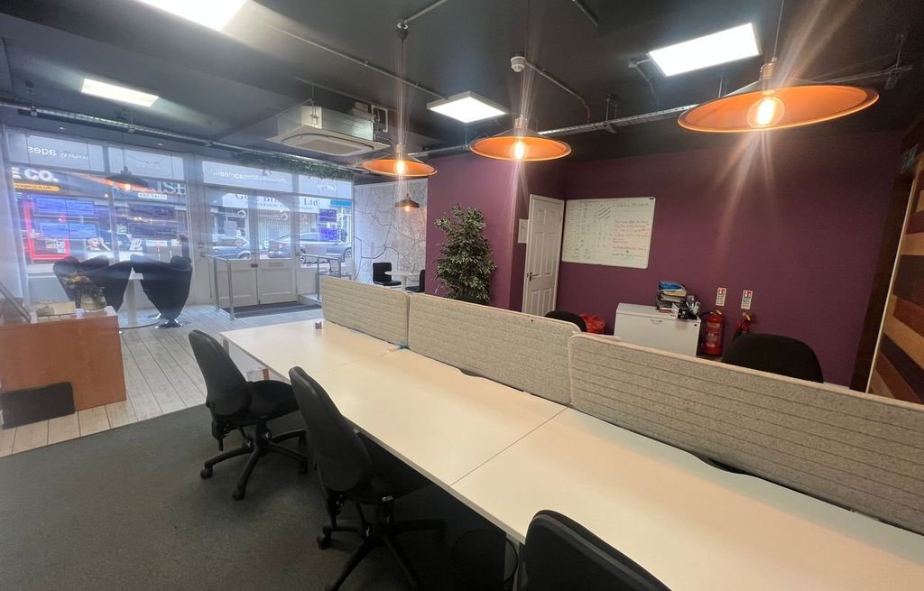 Property photo 2 of 8 Picture No. 03