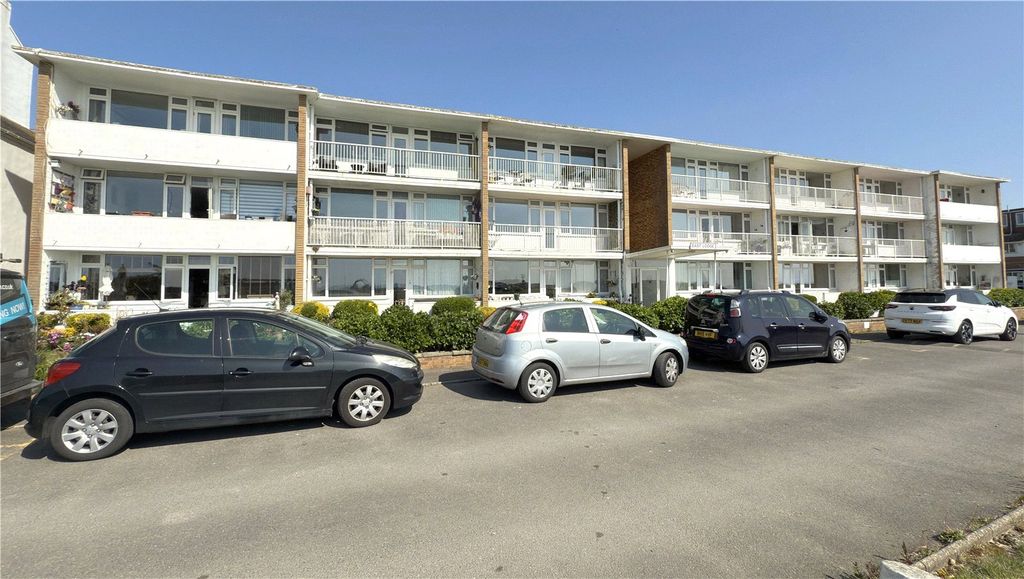 Property photo 1 of 14 External