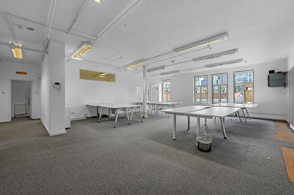 Property photo 3 of 15 Olbclanahouse1.Jpg