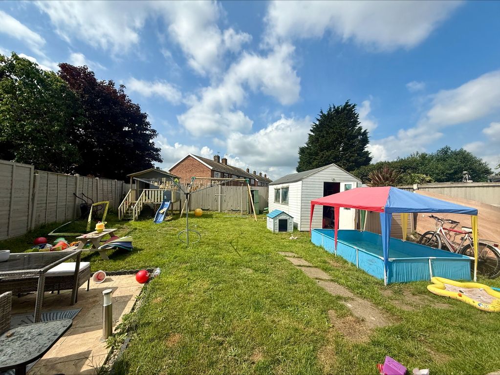 Property photo 2 of 15