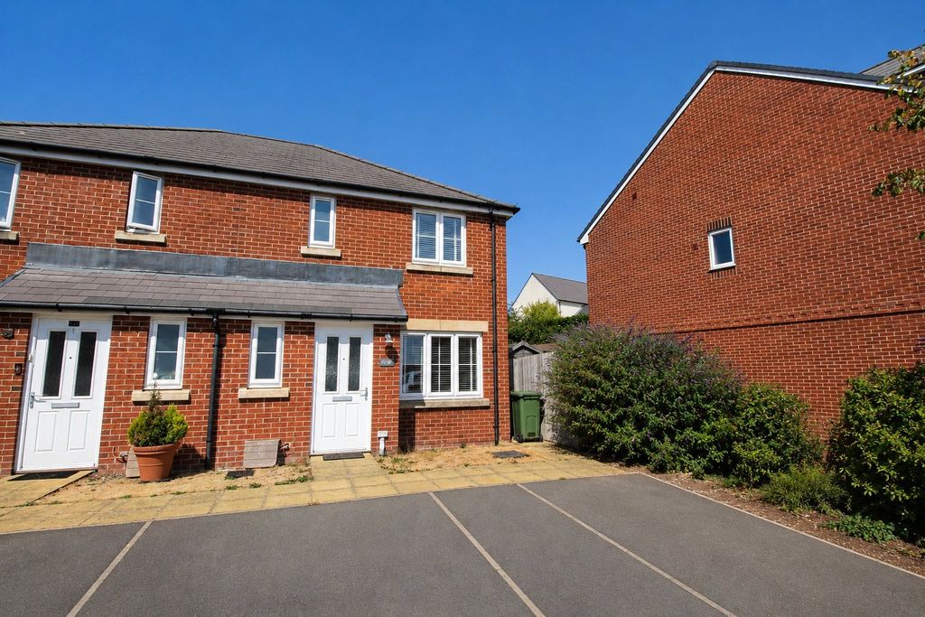 Property photo 1 of 11 Picture No. 32