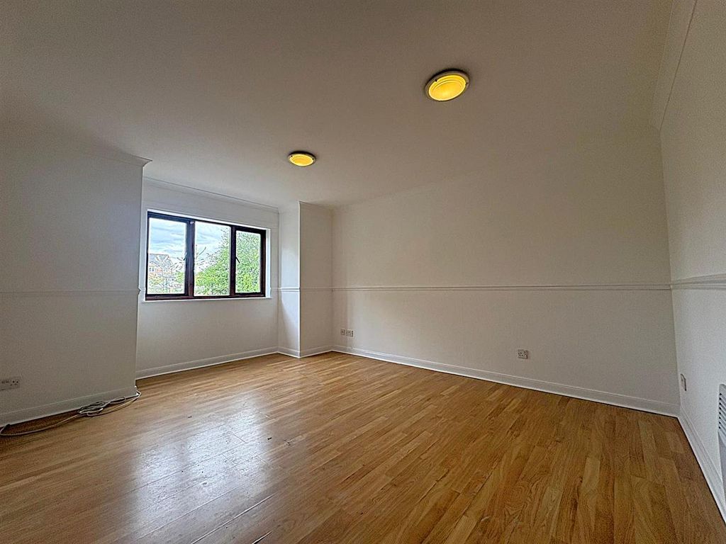 Property photo 2 of 4 Bxqc1819.Jpg