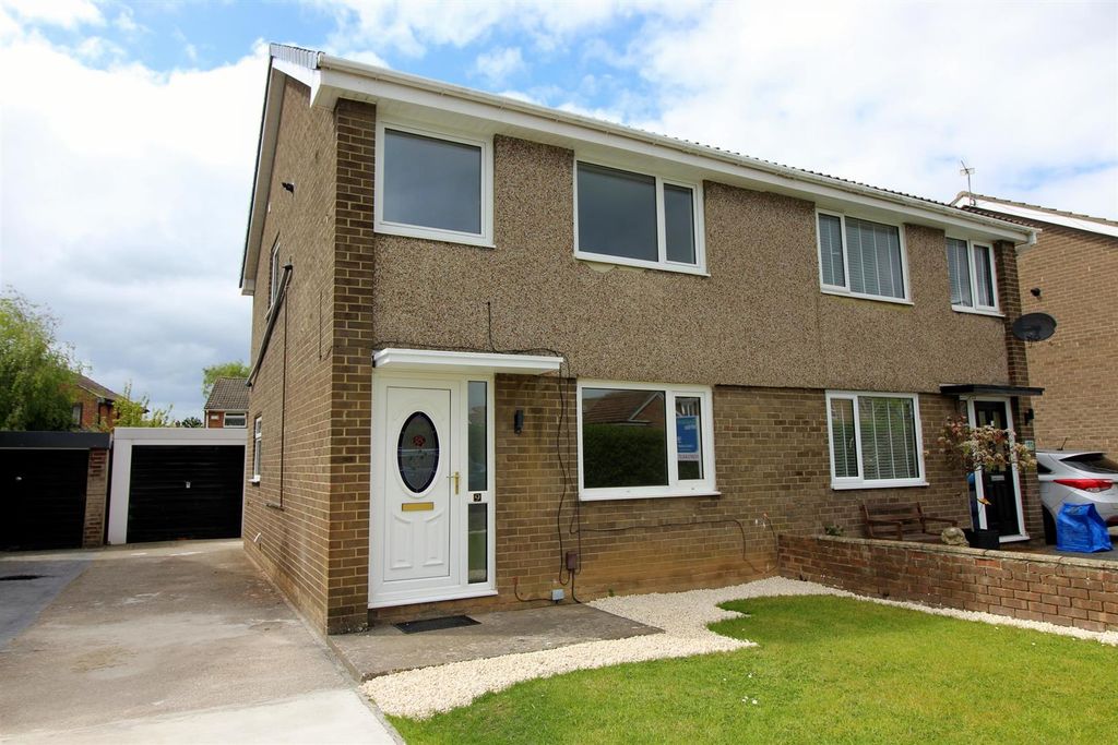 Property photo 1 of 13 Front.Jpg