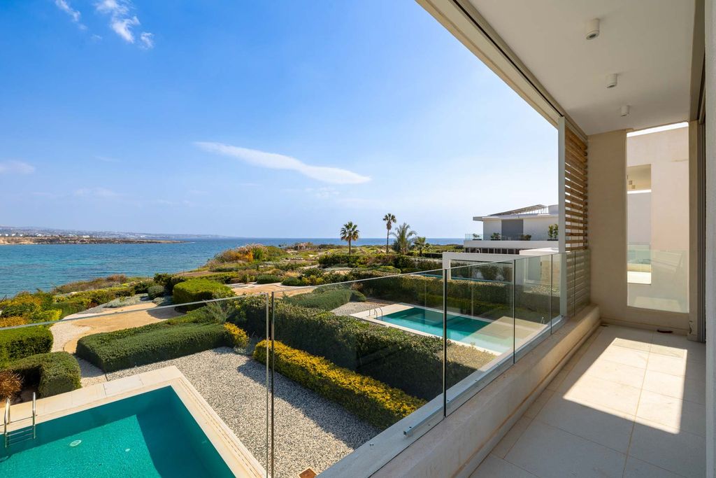 Property photo 2 of 30