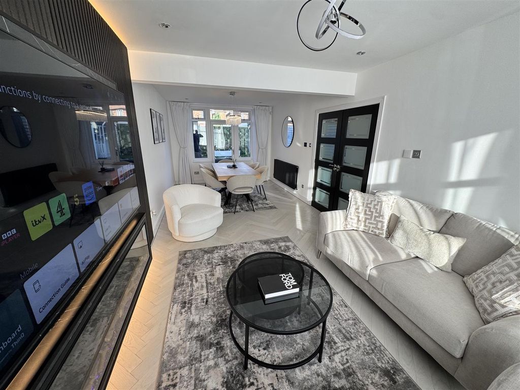 Property photo 2 of 15 Unknown-3.Jpeg