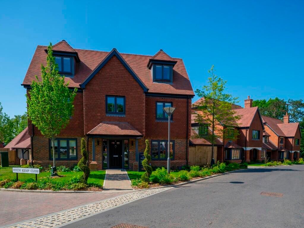 Property photo 3 of 18