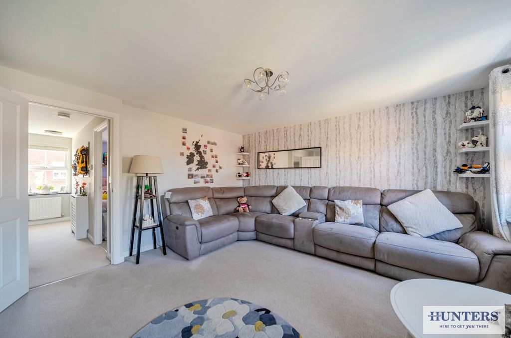 Property photo 3 of 21 5B32E0Fa-E3dc-4F56-8287-Baaaecab5408.Jpg