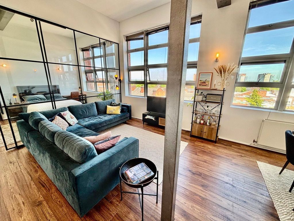 Property photo 1 of 10 Picture No. 09