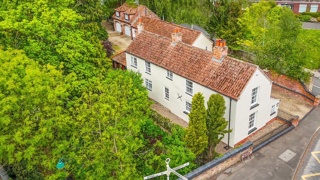 Property photo 1 of 65