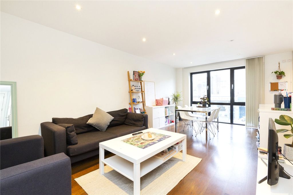 Property photo 1 of 14 Open Plan Living