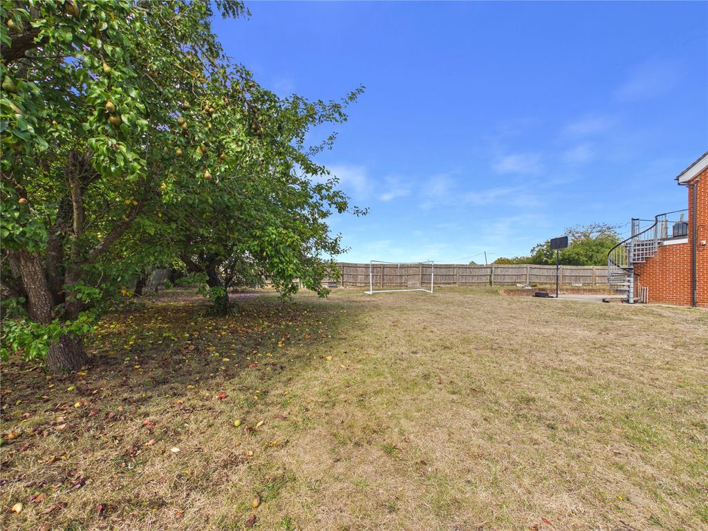 Property photo 2 of 18 Picture No. 02