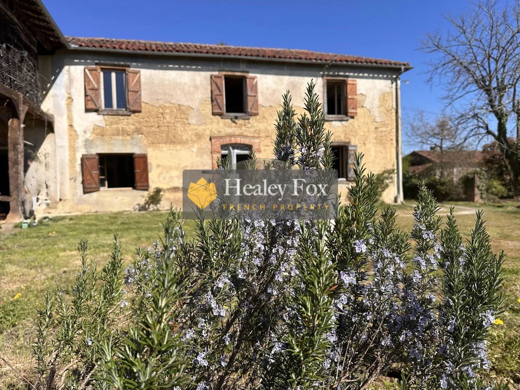 Property photo 1 of 50