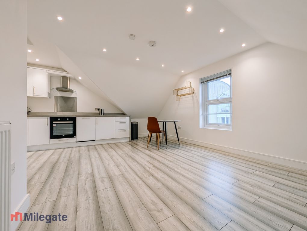 Property photo 1 of 8 Photo 1