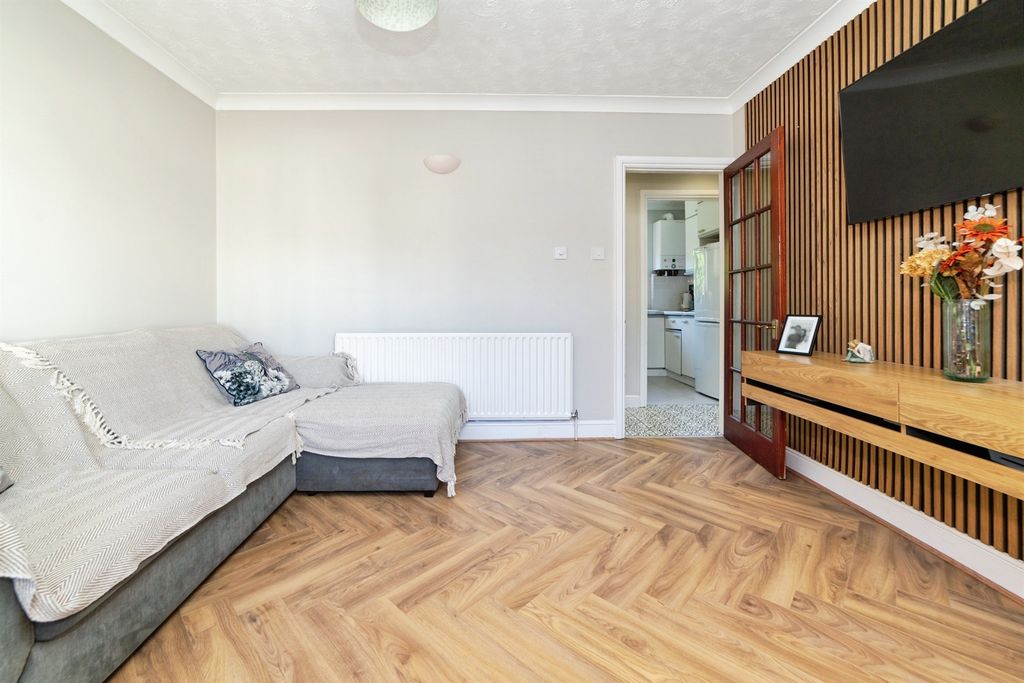 Additional image 4 of 2 bed maisonette for saleWillowdene, Watton At Stone, Hertford SG14