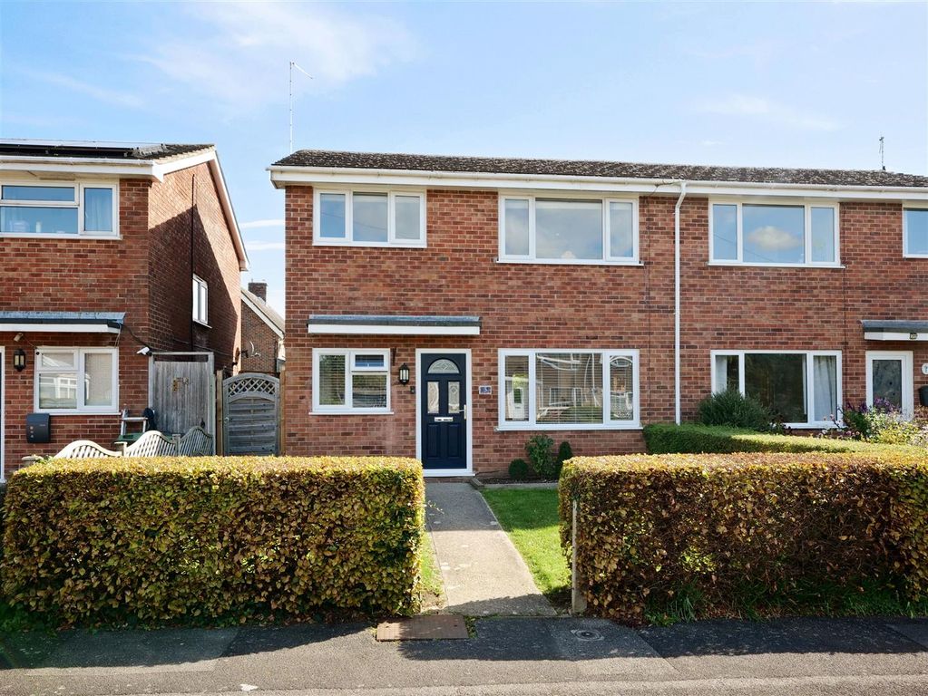 Property photo 2 of 25 2