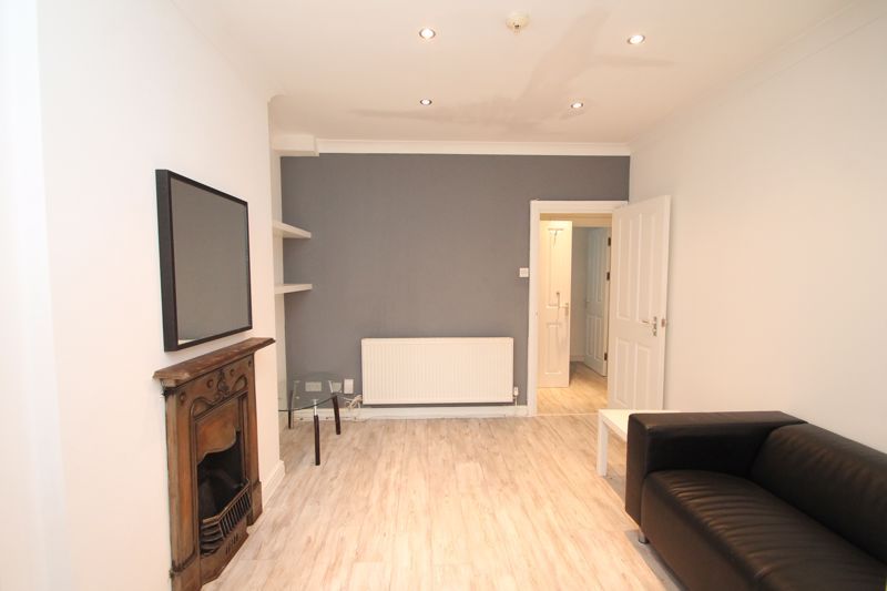 Property photo 3 of 10 Photo 16