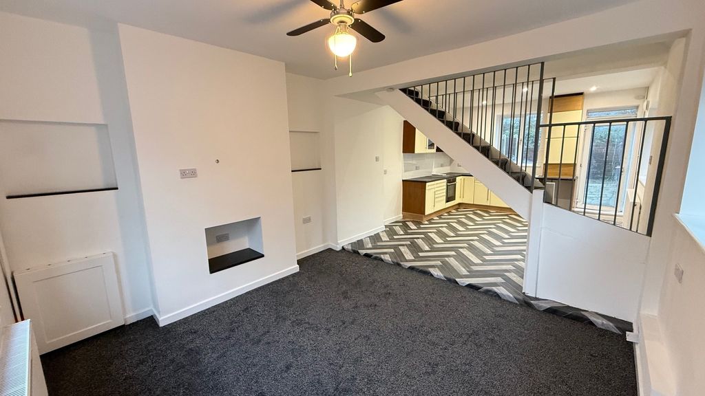 Property photo 1 of 10 Image