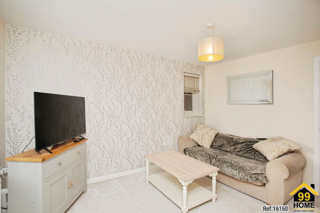 Property photo 2 of 19 Photo 1