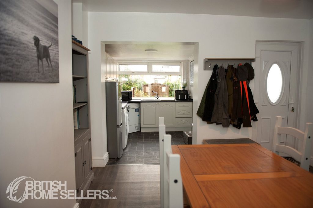 Property photo 3 of 15 Picture No. 08