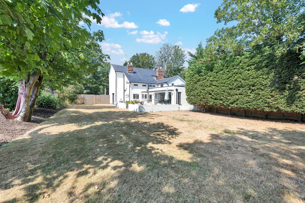 Property photo 3 of 23