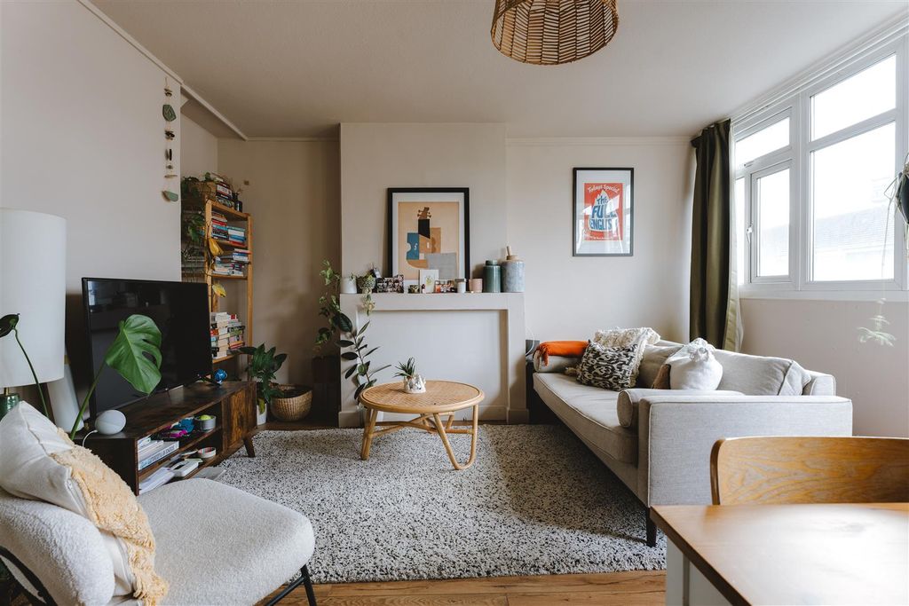 Property photo 1 of 18 Ballance_Road-7.Jpg