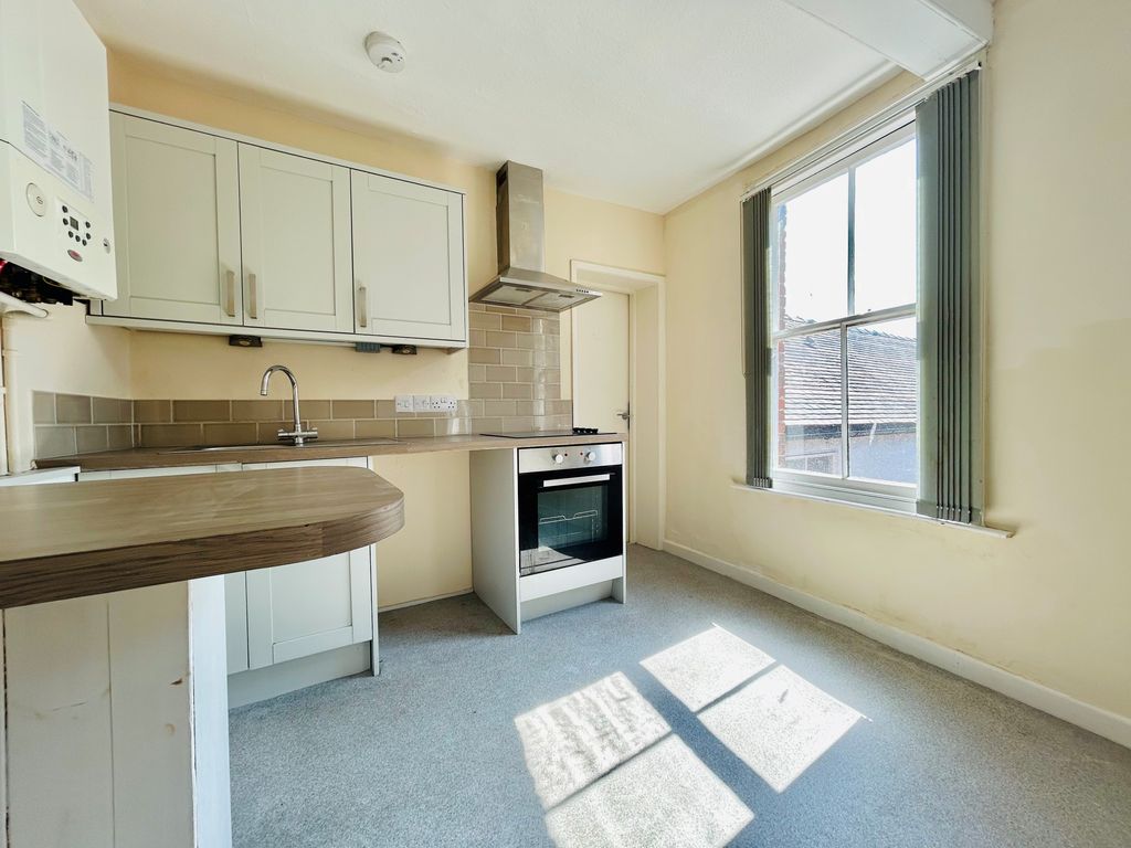 Property photo 1 of 5 Kitchen
