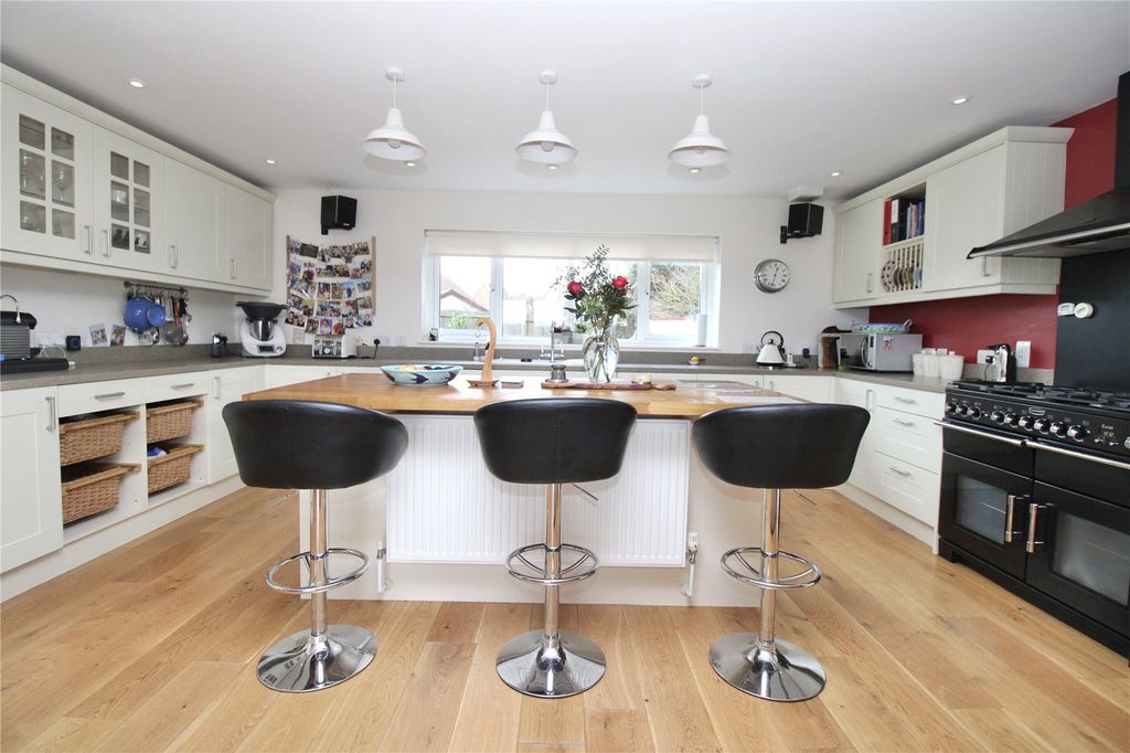 Property photo 3 of 22 Picture No. 03